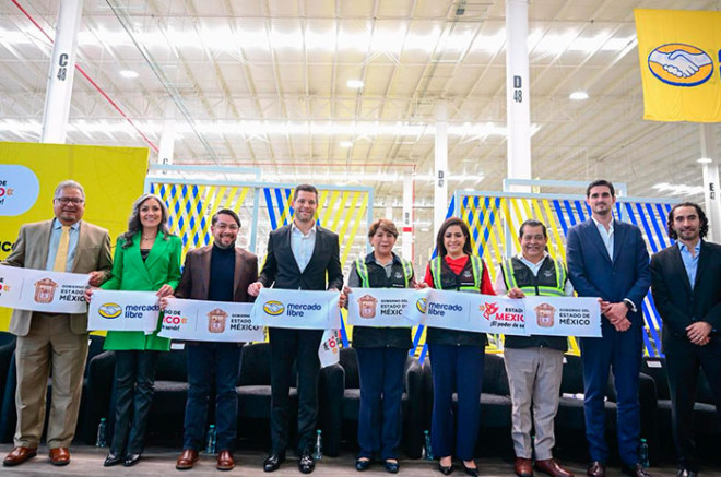 Video: Delfina Gómez inaugura en Cuautitlán Izcalli el Cross Dock de Mercado Libre más grande de AL