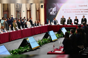 La gobernadora Delfina Gómez asistió a las sesiones encabezadas por la presidenta Claudia Sheinbaum en Palacio Nacional.