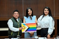 La iniciativa aborda la violencia transfóbica y las desigualdades que enfrenta esta población.