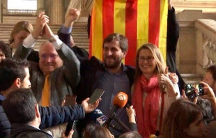 Tribunal belga rechaza la extradición de los ex consejeros catalanes a España