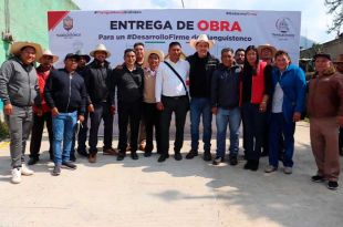 Diego Moreno Valle encabezó la entrega del depósito de agua potable para beneficiar a cientos de familias.