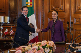 La presidenta Claudia Sheinbaum y el secretario de Estado de Estados Unidos, Marco Rubio, acordaron este martes la creación de un programa conjunto de cooperación en materia de seguridad fronteriza.