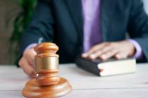 La medida cautelar permanecerá vigente hasta concluir el procedimiento