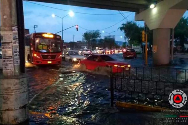 #Precaución: Aguacero provoca afectaciones en #Zinacantepec