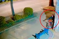 #Video: Graban a sujeto robándose una banca en Paseo Colón, en #Toluca