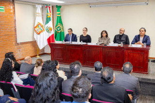 La rectora Martha Patricia Zarza Delgado encabezó la presentación del informe del Diagnóstico Participativo rumbo a la Reforma a la Ley de la UAEMéx.