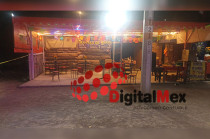 Un hombre de 53 años fue asesinado a balazos dentro de un negocio de micheladas en Xonacatlán.