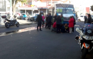 Autobús Atzuzi atropella a mujer en Toluca