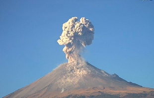 Recomienda Cenapred no acercarse al Popocatépetl