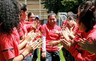 Gran recibimiento  a la seleccionada sub-20 Andrea Hernández