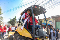 Entrega calle Miguel Hidalgo con concreto hidráulico estampado