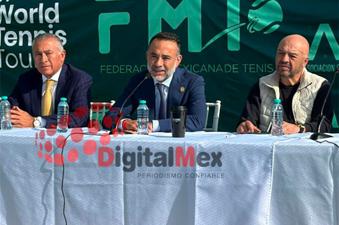 El alcalde Fernando Flores Fernández y el coordinador del IMCUFIDEM, Emilio Yamín, encabezaron el saque inicial.