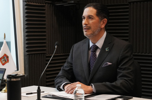 Víctor Leopoldo Delgado Pérez, presidente de la CODHEM, durante la emisión especial por el 33 aniversario del organismo defensor de derechos humanos en el Estado de México.