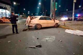 Un tráiler lo impactó a alta velocidad