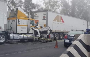 Choque múltiple deja dos muertos en Tepotzotlán