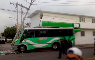 Matan a chofer a bordo de su camión de pasajeros en #Chimalhuacán
