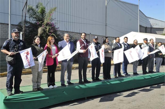 Se habilitaron 20 módulos de atención y auxilio distribuidos de manera estratégica en los principales puntos carreteros del Estado de México, garantizando la seguridad y tranquilidad de los migrantes mexiquenses