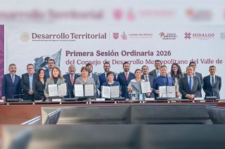El encuentro reunió a autoridades de cuatro estados para impulsar proyectos de agua, movilidad, educación e infraestructura que beneficiarán a millones de habitantes.