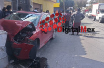 El accidente ocurrió en Calzada del Pacífico, donde las primeras indagatorias apuntan a que el conductor se estrelló contra un poste antes de embestir a los peatones.