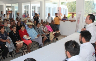 Apoya alcalde de Tejupilco a adultos mayores en la Obtención de su Visa
