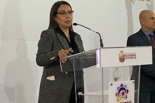 La presidenta municipal Azucena Cisneros se refirió al robo de vehículo que bajó en más el 50 por ciento, la detención de 483 personas, la recuperación de 318 unidades y el decomiso de 335 armas de fuego