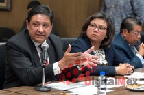 La sesión de trabajo se llevó a cabo en el Salón Benito Juárez del Congreso Local.