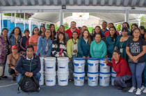 Padres de familia aprovecharán las vacaciones para rehabilitar aulas afectadas por filtraciones; reconocen pronta respuesta del diputado Elías Rescala.