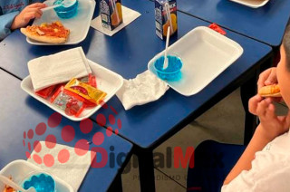 El secretario subrayó que el éxito de la política no depende únicamente de los planteles, sino también de la participación de los hogares.