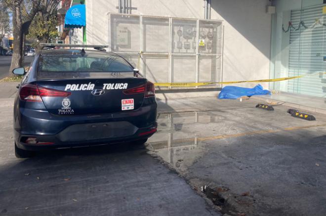El hallazgo se hizo alrededor de las 7:00 de la mañana en la avenida Morelos, casi esquina con Guillermo Prieto.