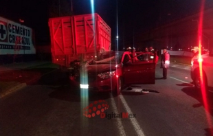 #Toluca: chocan contra camioneta de bloqueo en Las Torres