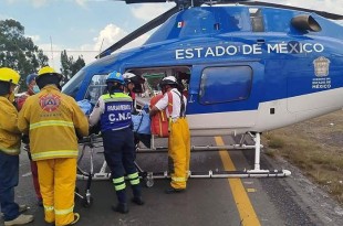 víctima trasladado en helicóptero del Agrupamiento Relampagos a un hospital de la Ciudad de Toluca