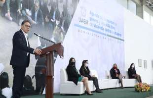 #UAEMex actúa contra violencia de género: Alfredo Barrera