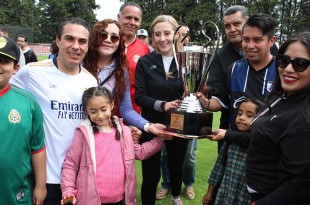 El equipo &quot;Expresión&quot; se coronó en el primer encuentro deportivo de APYCM.