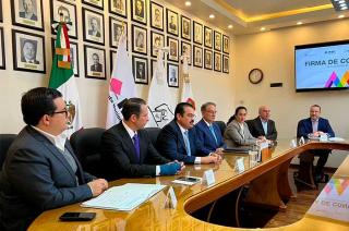 Joaquín Rubio Sánchez celebró la firma de este convenio.