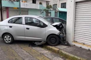 La dueña del local solicitó que se le pagara por los daños a su establecimiento ocasionados por el choque.