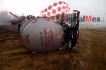 Vuelca pipa en la Toluca-Atlacomulco