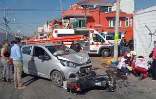 El accidente sucedió la tarde de este jueves en el cruce de Vicente Villada y José María Morelos y Pavón