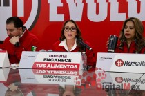  Cristina Ruiz invitó al gobierno a “dejarse ayudar”, argumentando que el PRI tiene la experiencia necesaria para mejorar la situación económica y social del Estado de México.