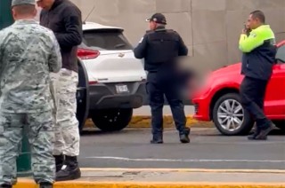 Los agresores huyeron y los cuerpos quedaron en la zona, que fue acordonada por la policía.