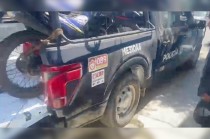 Algunos vecinos presenciaron y grabaron el altercado. Sin embargo, al notar la presencia de testigos, los uniformados se retiraron del lugar.