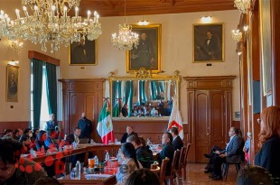 Además, se abordaron temas relacionados con la tesorería municipal y despidos injustificados