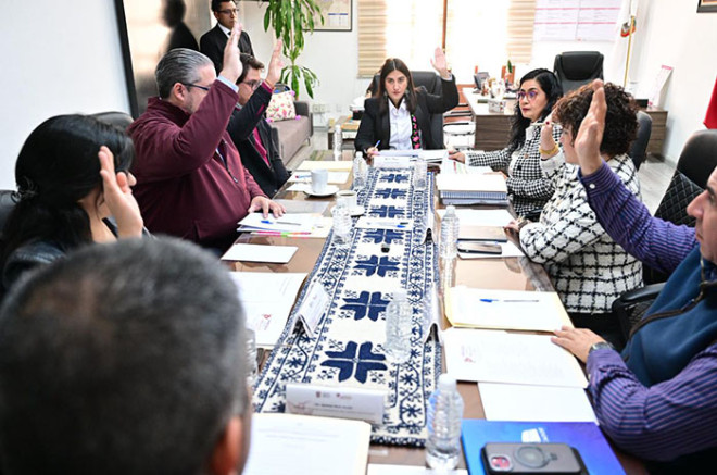 Jurado Calificador durante la tercera y última sesión de la Presea Estado de México 2025.