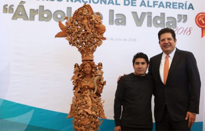 Premian a ganadores del concurso nacional de alfarería &quot;Árbol de la vida&quot;