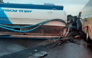 #Video: Volcadura de pipa deja un muerto y caos en la México-Puebla