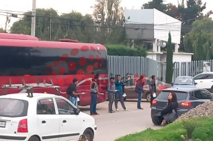 Personal de Servicios Educativos Integrados en el Estado de México no pueden entrar
