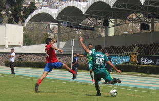 Potros UAEM golea 5-0 a Aztecas AMF Soccer