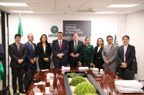 Eruviel Ávila y Rolando Zapata en el diálogo sobre IA