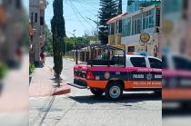 La agresión ocurrió sobre la calle Jorge Jiménez Cantú, a unos metros de la Catedral de Teotihuacán, y movilizó a corporaciones de seguridad y cuerpos de emergencia.