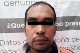 Esta orden de aprehensión por este triple homicidio le fue cumplimentada por reclusión, ya que este sujeto se encuentra interno