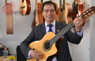 La guitarra que se utilizó en la película Coco cambió la vida de su creador y su pueblo